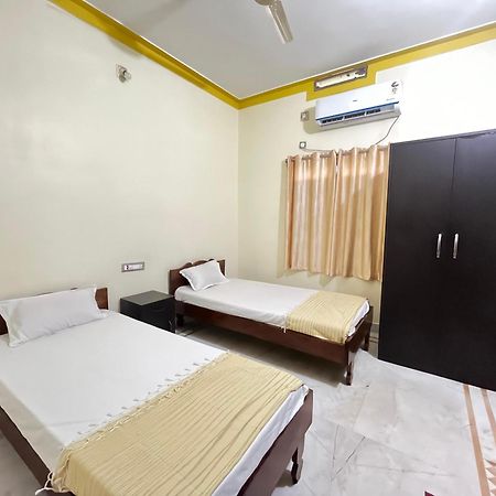 Hotel Manokamna Bodh Gaya Extérieur photo