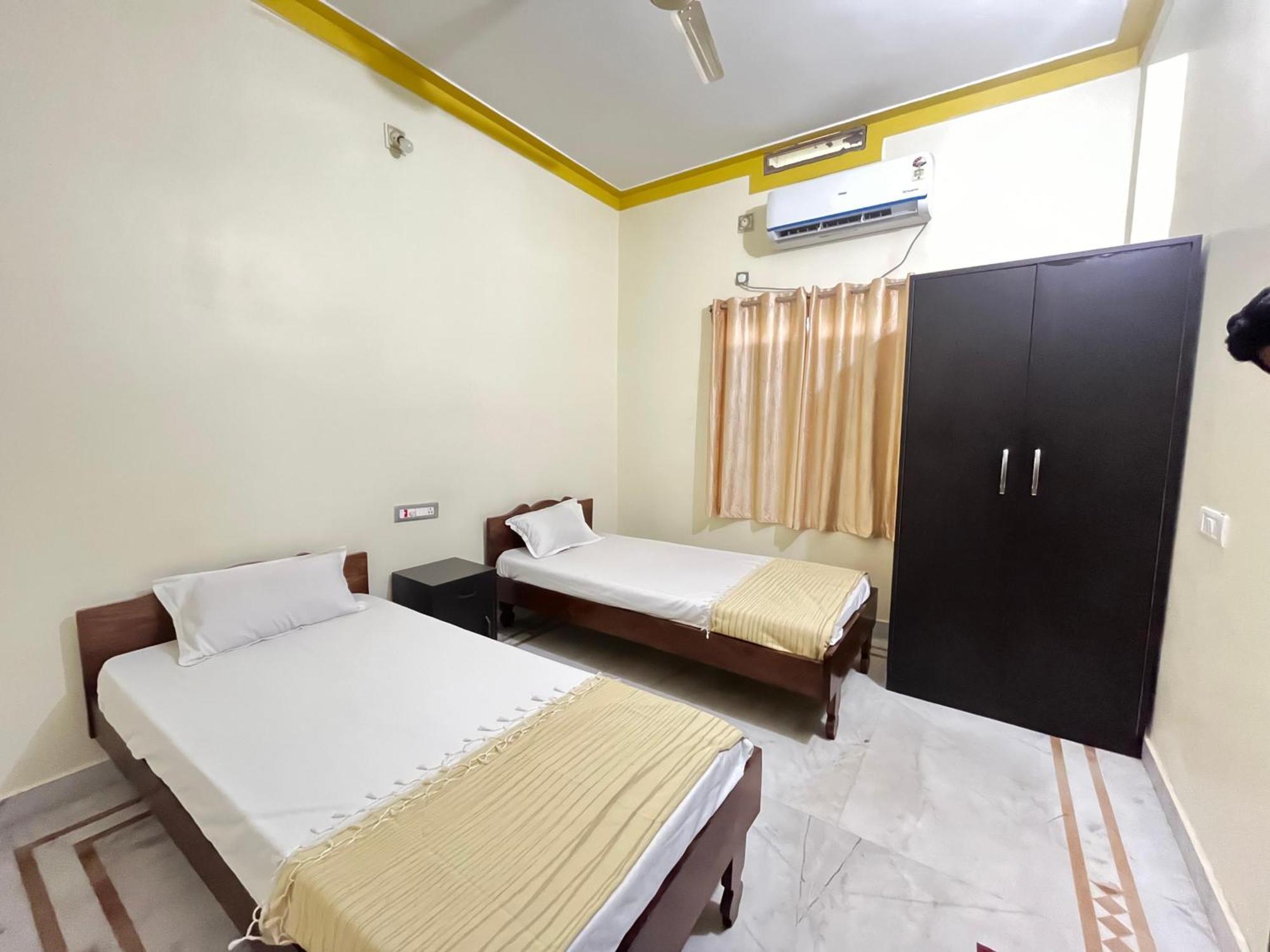 Hotel Manokamna Bodh Gaya Extérieur photo